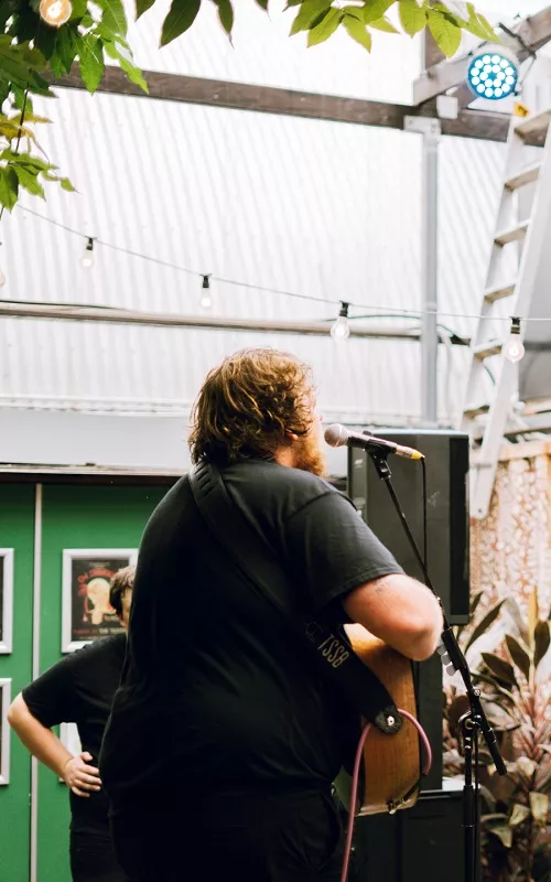 Wil Wagner performing at the Triffid 