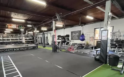 Corporate Box Valley is an authentic Boxing/Kickboxing/MuayThai/MMA/Fitness gym with fully equipped weights & cardio and a team of pro trainers / fighters